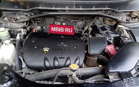 Mitsubishi Outlander III рестайлинг 3, 2010 год, 1 250 000 рублей, 10 фотография