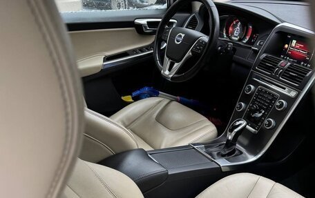 Volvo XC60 II, 2015 год, 2 600 000 рублей, 4 фотография