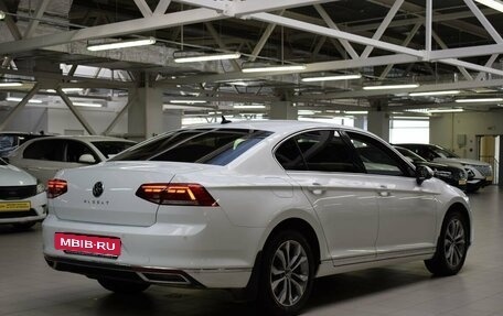 Volkswagen Passat B8 рестайлинг, 2021 год, 2 250 000 рублей, 7 фотография