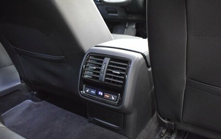 Volkswagen Passat B8 рестайлинг, 2021 год, 2 250 000 рублей, 24 фотография