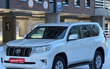 Toyota Land Cruiser Prado 150 рестайлинг 2, 2019 год, 4 950 000 рублей, 1 фотография