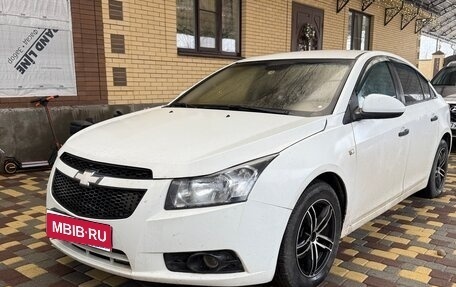 Chevrolet Cruze II, 2010 год, 600 000 рублей, 1 фотография