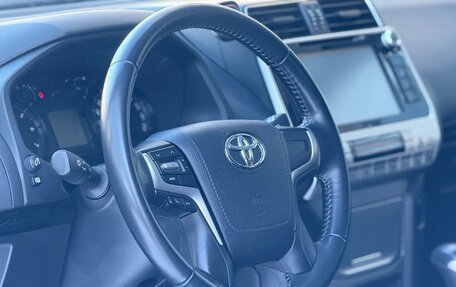 Toyota Land Cruiser Prado 150 рестайлинг 2, 2019 год, 4 950 000 рублей, 9 фотография