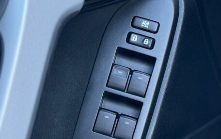 Toyota Land Cruiser Prado 150 рестайлинг 2, 2019 год, 4 950 000 рублей, 12 фотография