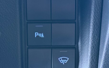 Toyota Land Cruiser Prado 150 рестайлинг 2, 2019 год, 4 950 000 рублей, 16 фотография