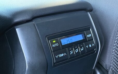 Toyota Land Cruiser Prado 150 рестайлинг 2, 2019 год, 4 950 000 рублей, 15 фотография