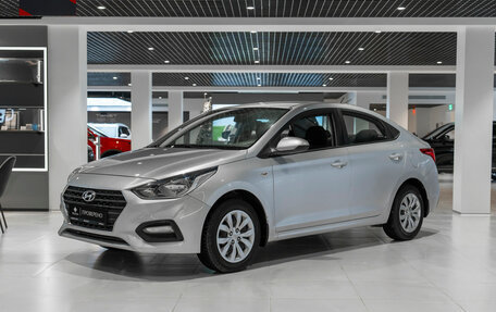 Hyundai Solaris II рестайлинг, 2018 год, 1 370 000 рублей, 1 фотография