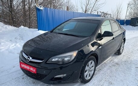 Opel Astra J, 2013 год, 598 000 рублей, 1 фотография