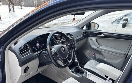 Volkswagen Tiguan II, 2017 год, 2 390 000 рублей, 7 фотография
