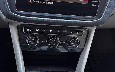 Volkswagen Tiguan II, 2017 год, 2 390 000 рублей, 10 фотография