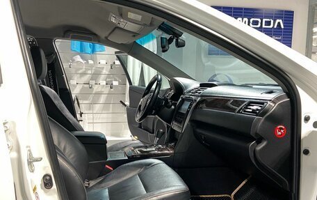 Toyota Camry, 2015 год, 1 800 000 рублей, 7 фотография