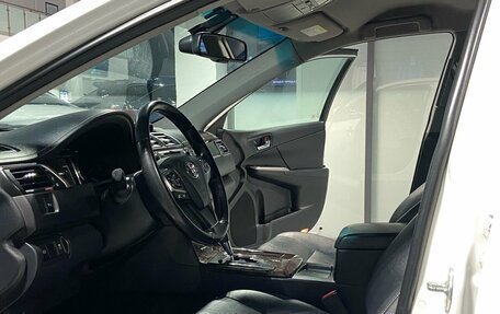 Toyota Camry, 2015 год, 1 800 000 рублей, 8 фотография