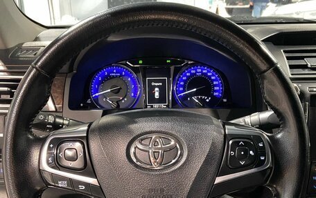 Toyota Camry, 2015 год, 1 800 000 рублей, 13 фотография