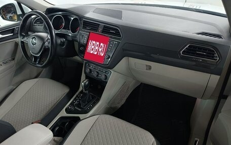 Volkswagen Tiguan II, 2017 год, 2 199 000 рублей, 12 фотография