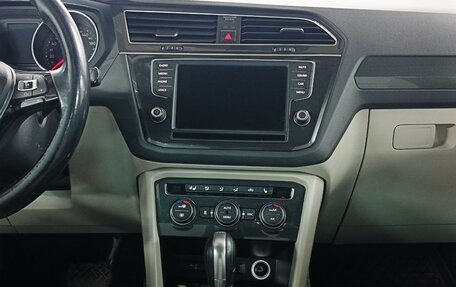 Volkswagen Tiguan II, 2017 год, 2 199 000 рублей, 15 фотография