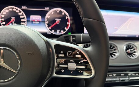 Mercedes-Benz E-Класс, 2018 год, 2 850 000 рублей, 13 фотография