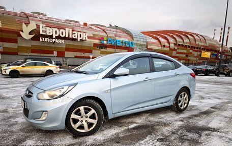 Hyundai Solaris II рестайлинг, 2012 год, 890 000 рублей, 4 фотография