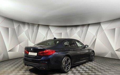 BMW 5 серия, 2018 год, 4 300 000 рублей, 2 фотография