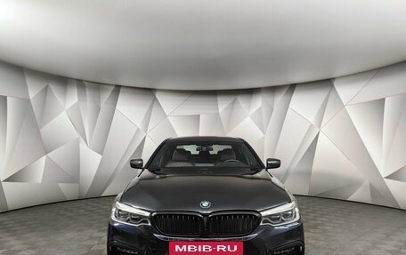 BMW 5 серия, 2018 год, 4 300 000 рублей, 3 фотография
