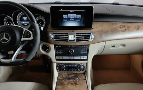 Mercedes-Benz CLS, 2017 год, 4 280 000 рублей, 15 фотография