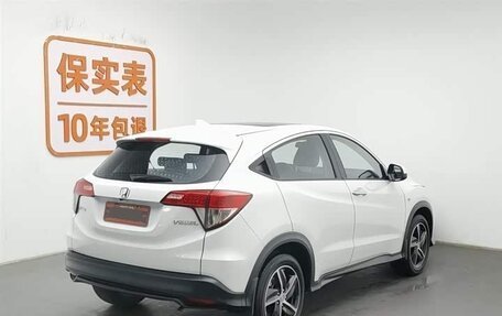 Honda Vezel, 2022 год, 1 778 000 рублей, 3 фотография