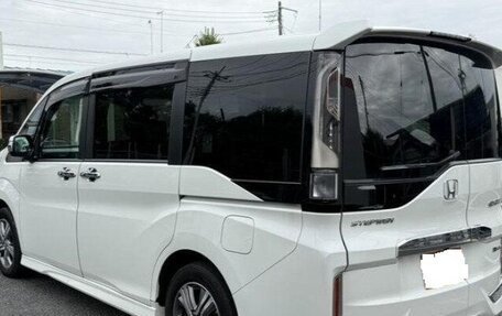 Honda Stepwgn IV, 2022 год, 2 200 000 рублей, 3 фотография