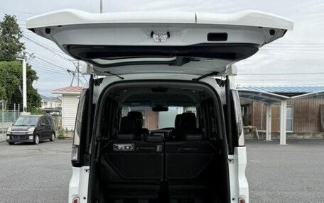 Honda Stepwgn IV, 2022 год, 2 200 000 рублей, 8 фотография