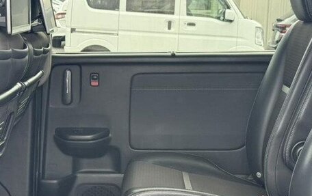 Honda Stepwgn IV, 2022 год, 2 200 000 рублей, 13 фотография