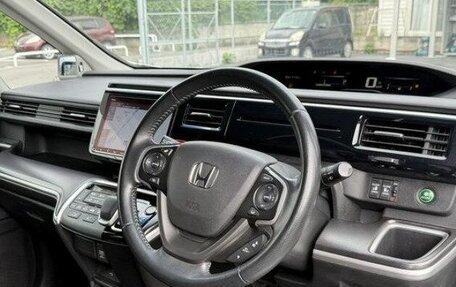 Honda Stepwgn IV, 2022 год, 2 200 000 рублей, 11 фотография