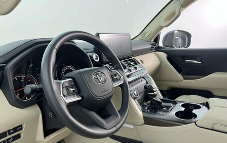 Toyota Land Cruiser, 2021 год, 12 200 000 рублей, 9 фотография