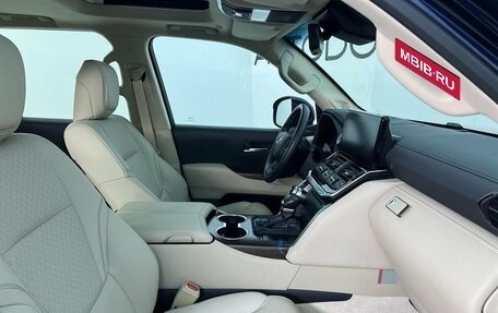 Toyota Land Cruiser, 2021 год, 12 200 000 рублей, 12 фотография