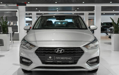 Hyundai Solaris II рестайлинг, 2018 год, 1 370 000 рублей, 3 фотография