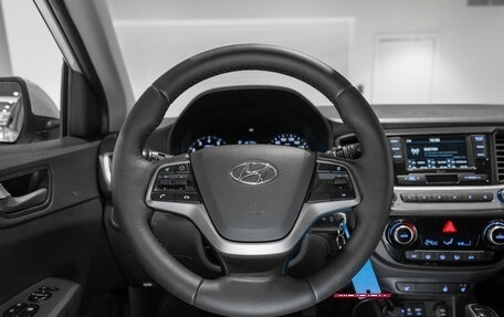 Hyundai Solaris II рестайлинг, 2018 год, 1 370 000 рублей, 10 фотография