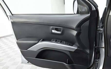 Mitsubishi Outlander III рестайлинг 3, 2012 год, 1 045 000 рублей, 12 фотография