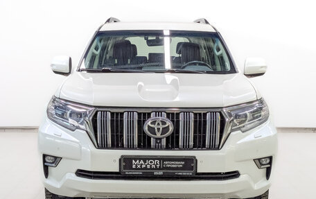 Toyota Land Cruiser Prado 150 рестайлинг 2, 2019 год, 5 050 000 рублей, 2 фотография