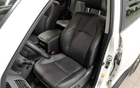 Toyota Land Cruiser Prado 150 рестайлинг 2, 2019 год, 5 050 000 рублей, 19 фотография