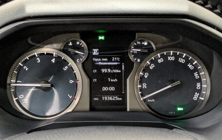 Toyota Land Cruiser Prado 150 рестайлинг 2, 2019 год, 5 050 000 рублей, 16 фотография