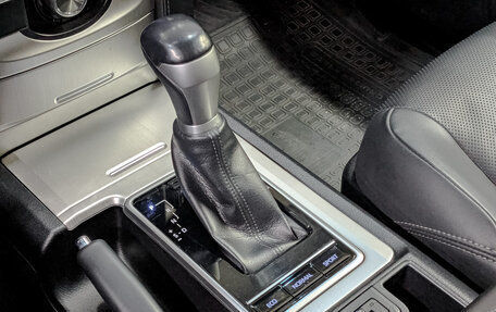 Toyota Land Cruiser Prado 150 рестайлинг 2, 2019 год, 5 050 000 рублей, 30 фотография