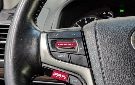 Toyota Land Cruiser Prado 150 рестайлинг 2, 2019 год, 5 050 000 рублей, 28 фотография