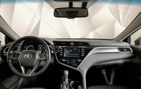 Toyota Camry, 2018 год, 2 198 000 рублей, 14 фотография