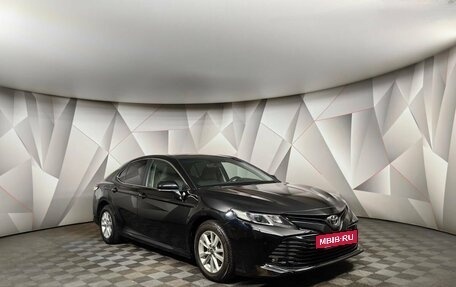 Toyota Camry, 2018 год, 2 198 000 рублей, 3 фотография