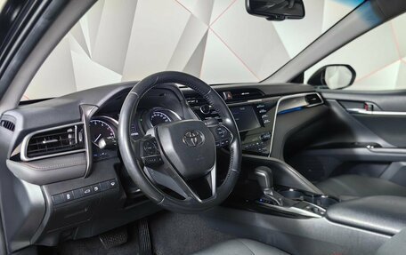 Toyota Camry, 2018 год, 2 198 000 рублей, 19 фотография