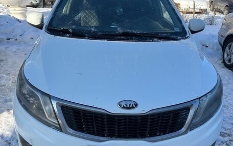 KIA Rio III рестайлинг, 2013 год, 1 фотография