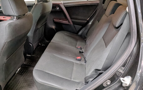 Toyota RAV4, 2013 год, 1 650 000 рублей, 18 фотография