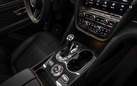 Bentley Bentayga I, 2025 год, 43 900 000 рублей, 16 фотография