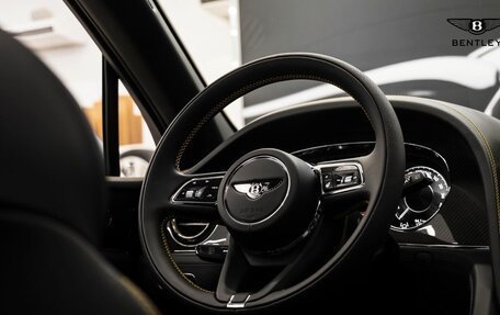 Bentley Bentayga I, 2025 год, 43 900 000 рублей, 15 фотография