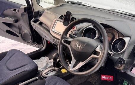 Honda Fit III, 2011 год, 800 000 рублей, 10 фотография