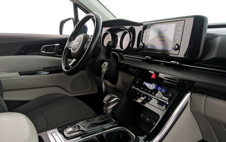 KIA Carnival, 2021 год, 3 490 000 рублей, 29 фотография