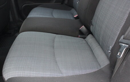 Renault Logan I, 2006 год, 327 000 рублей, 21 фотография