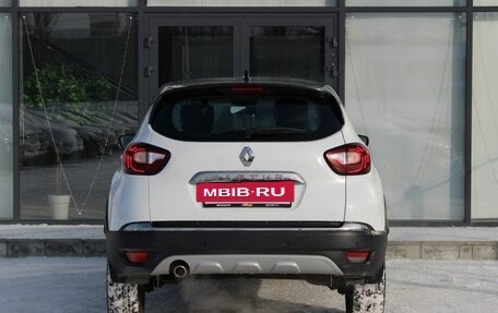 Renault Kaptur I рестайлинг, 2021 год, 1 610 000 рублей, 3 фотография